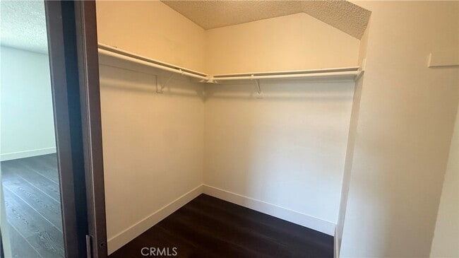 Building Photo - 46 Christamon W