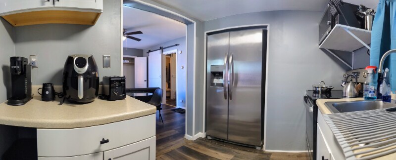 Building Photo - 146 2nd St