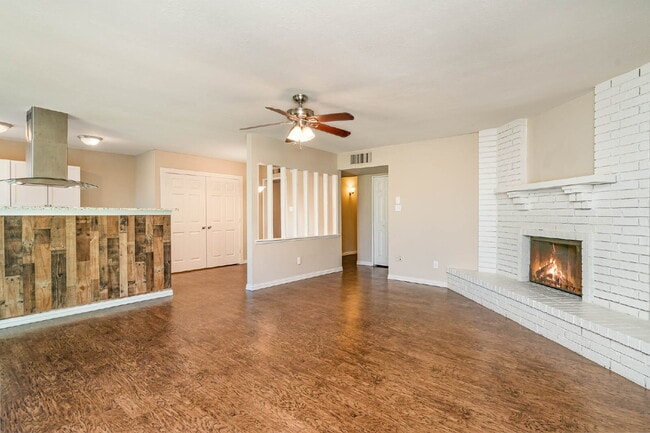 Building Photo - Cozy 3BR/2BA Home in a Quiet Neighborhood