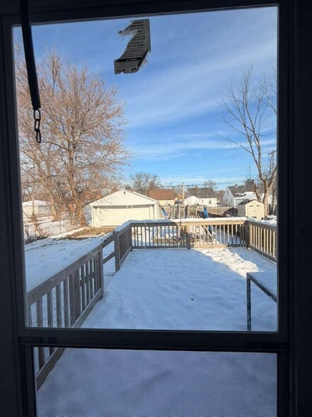 Building Photo - 24800 Dunning St