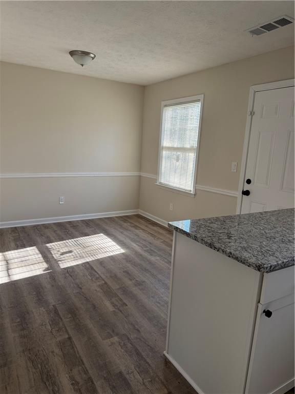 Building Photo - 5341 Ridgemere Ct