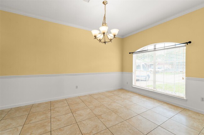 Building Photo - 4111 Surreydon Dr