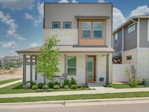 Building Photo - 7700 Dylan Dr