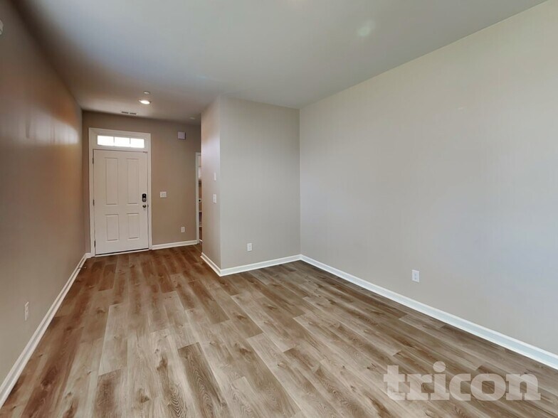 Building Photo - 9150 War Eagles Way