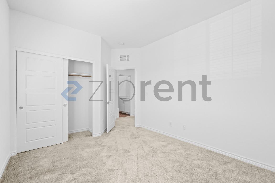 Building Photo - 7137 Red Gulch St