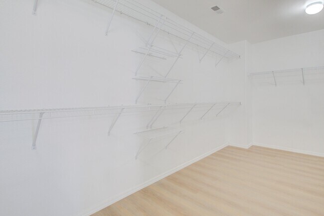Building Photo - 1153 W 400 S