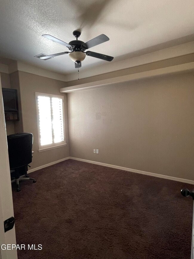 Building Photo - 3132 Tunnel Point Way