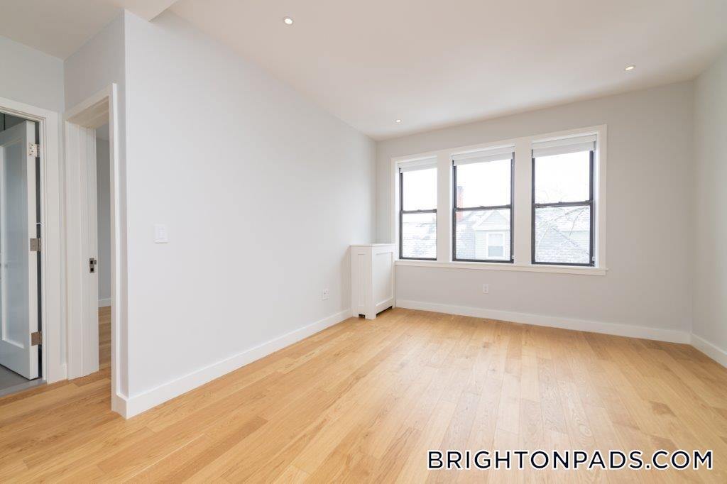 Building Photo - 12 Elko St