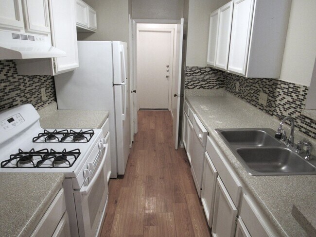 Building Photo - 7812AWESTGATE