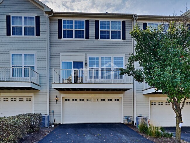 Building Photo - 209 Comstock Dr