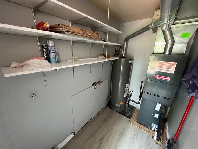 Building Photo - 12208 Ridge Crest Dr