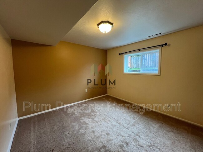 Building Photo - 200 Eddy Ave