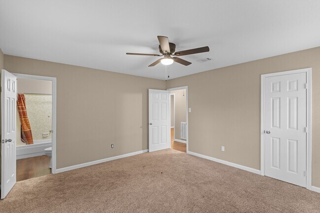 Building Photo - 12420 Mile Dr