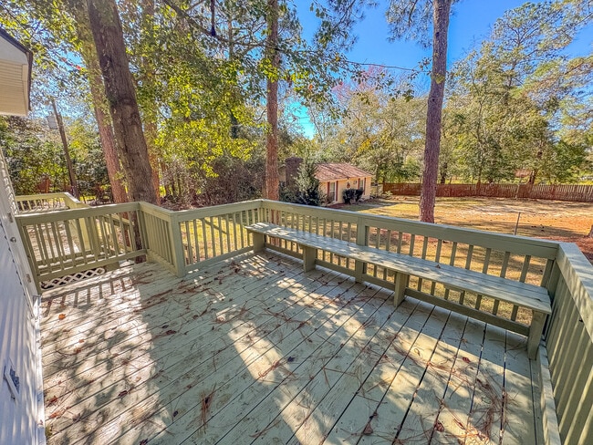 Building Photo - 249 Highpoint Rd