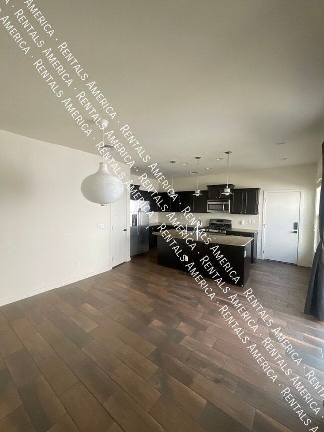 Building Photo - 10428 E Nopal Ave
