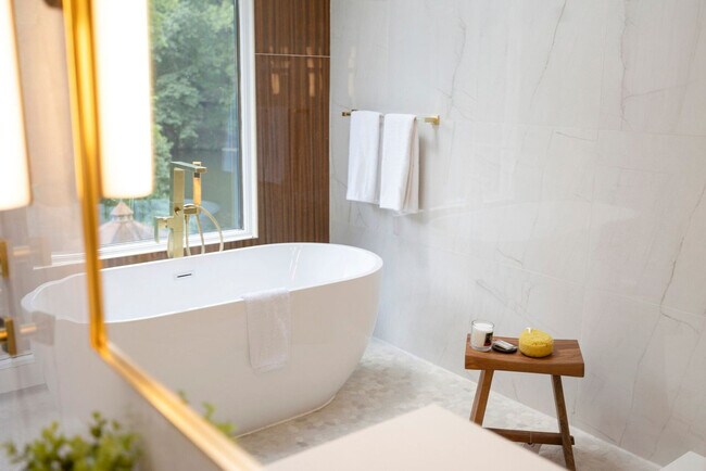 Building Photo - 2A Cherry Ln