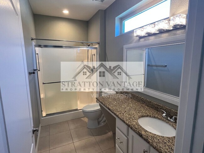 Building Photo - 16289 W Mountain Pass Dr