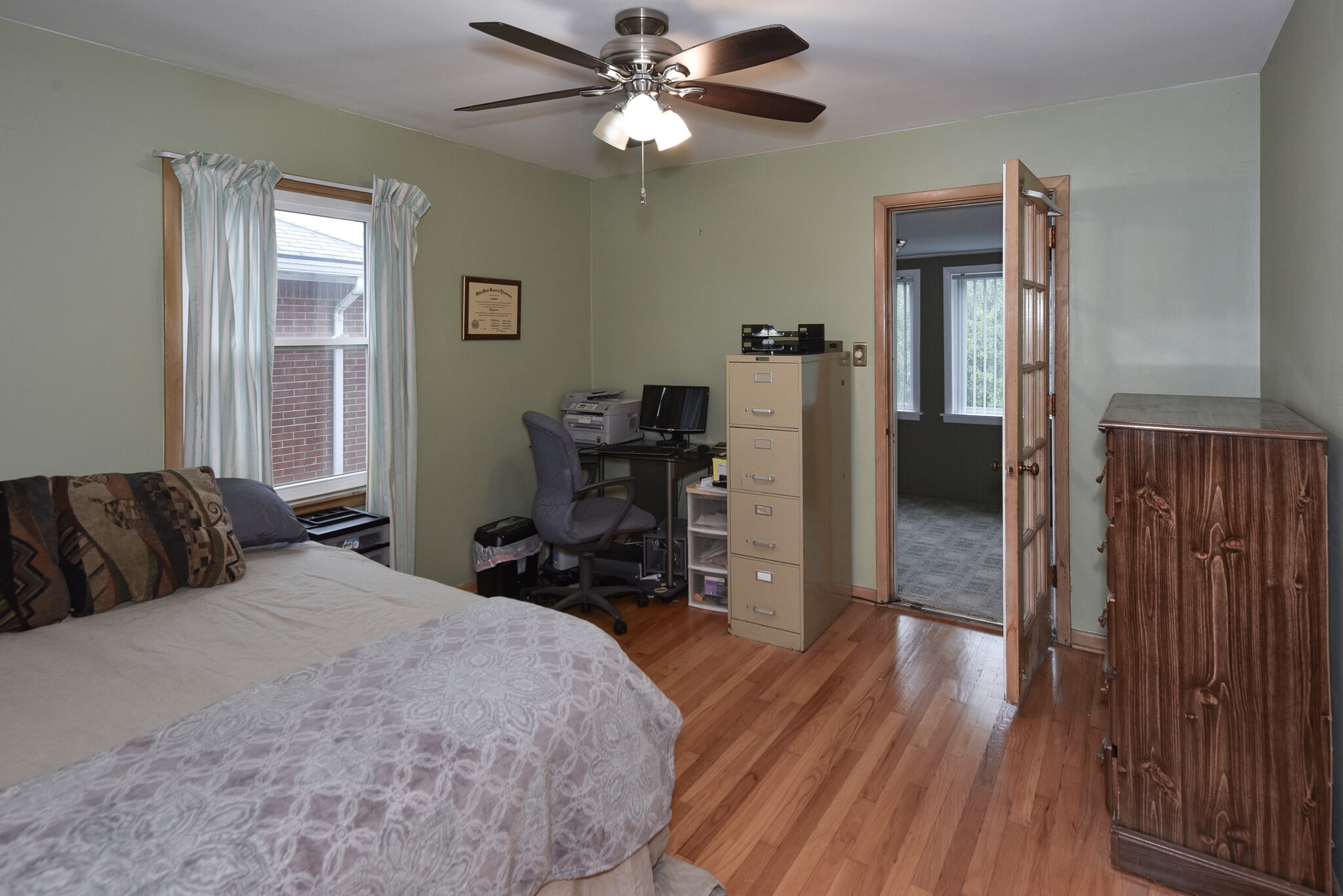 Building Photo - 2392 Warrensville Center Rd