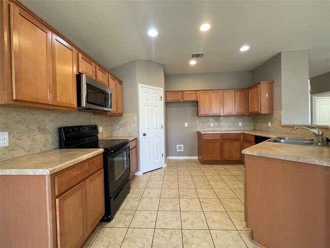 Building Photo - 7820 Little Deer Trail