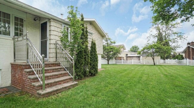 Building Photo - 22 Marshall Ln