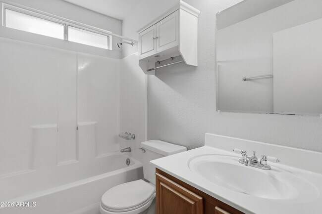 Building Photo - 8811 N 5th St