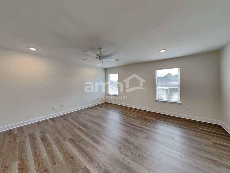 Building Photo - 3019 Ansley Place Rd