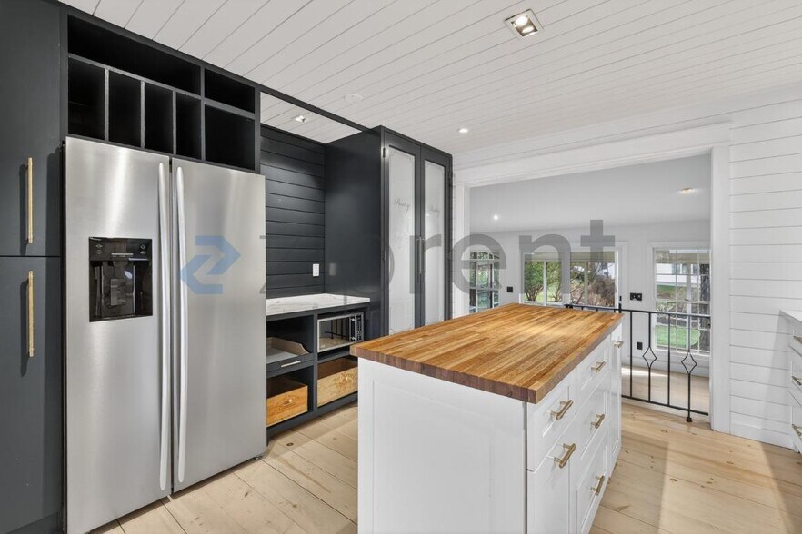 Building Photo - 6 Bonwit Rd