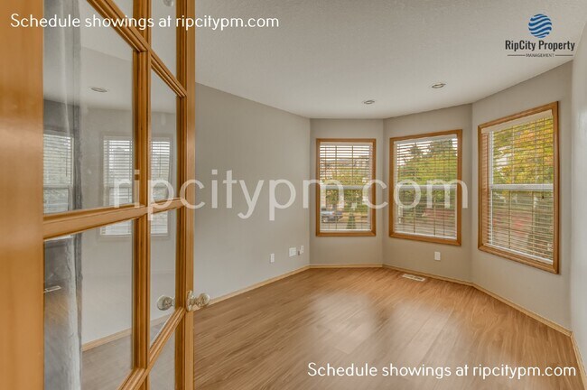 Building Photo - Beautiful 4 Bed/2.5 Bath Home in Tualatin!