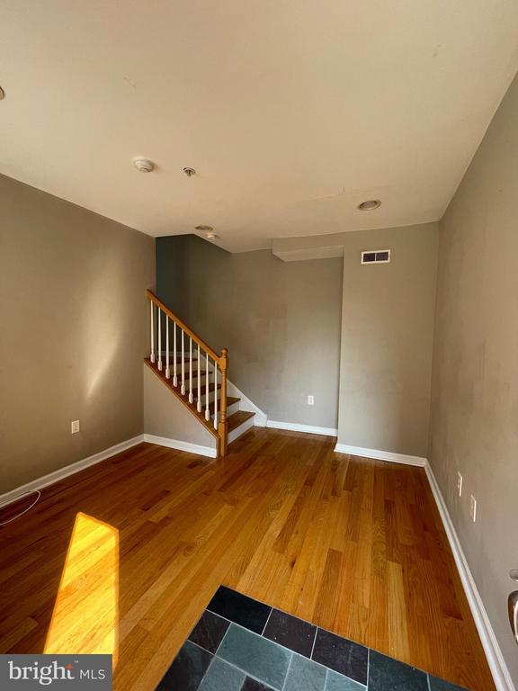 Primary Photo - 1027 N 4th St