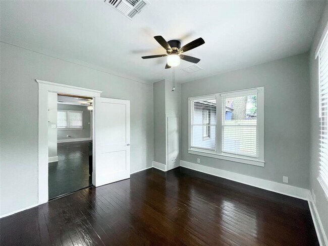Building Photo - 113 Northwood St