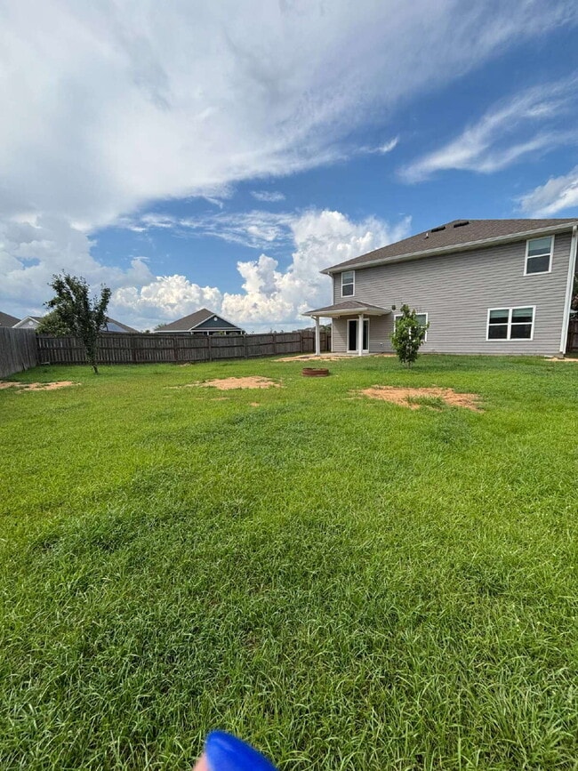 Building Photo - 500 Eagle Lake Wy