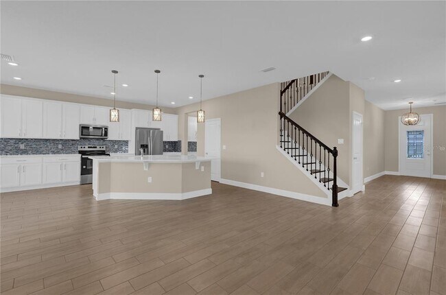 Building Photo - 1964 Burgundy Dr