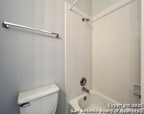 Building Photo - 414 Cadence Hill