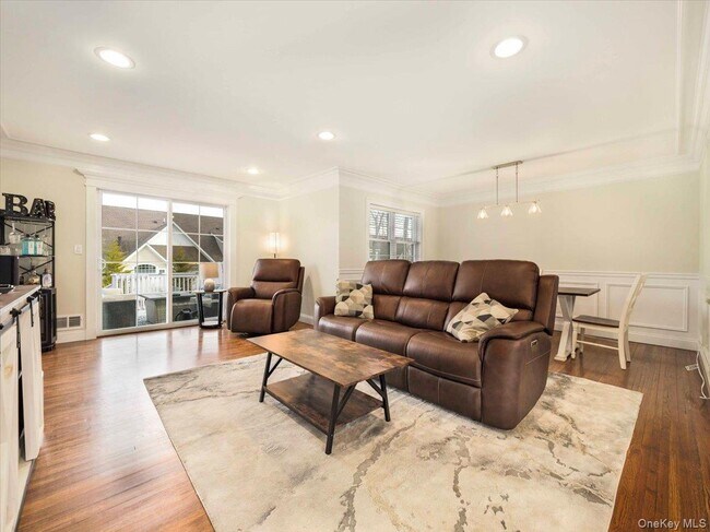 Building Photo - 5 Indian Dr