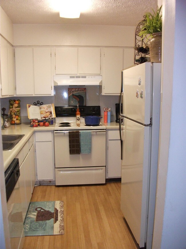 Foxcroft Apartments 5701 Calmar Dr Montgomery AL 36116 Apartment Finder