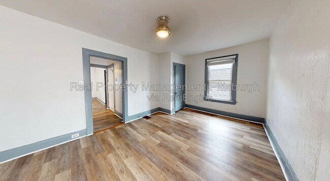 Building Photo - 1217 McNeilly Ave