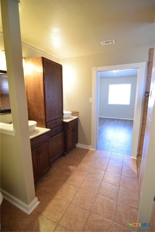 Building Photo - 4201 Bluestem Ln