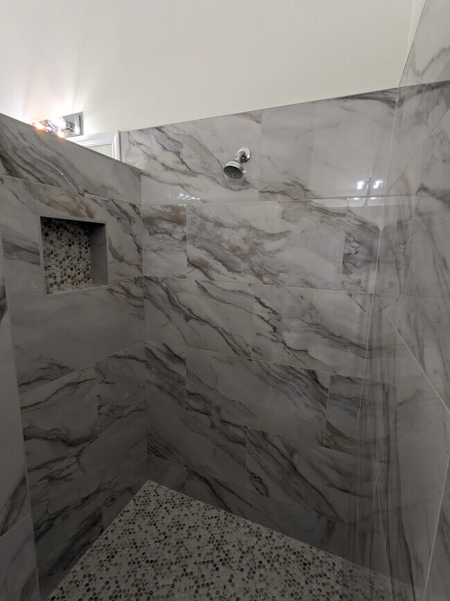 Master Bath - 12664 Cara Cara Loop