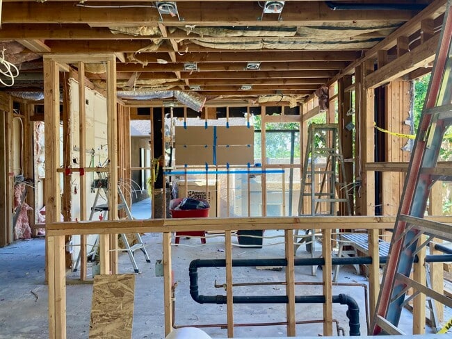 Building Photo - 73323 Boxthorn Ln
