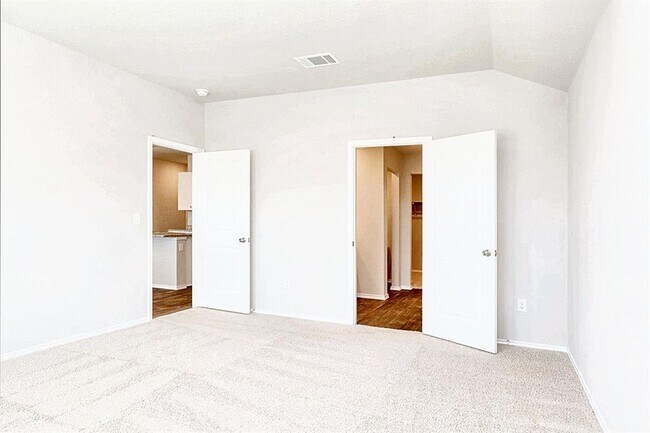 Building Photo - 5901 Xene Dr