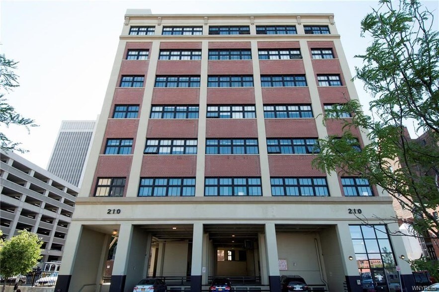 Building Photo - 210 Ellicott St