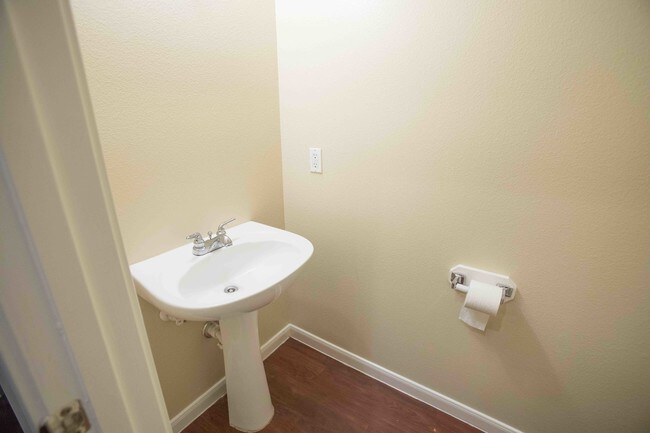 Building Photo - 7824 Comal St