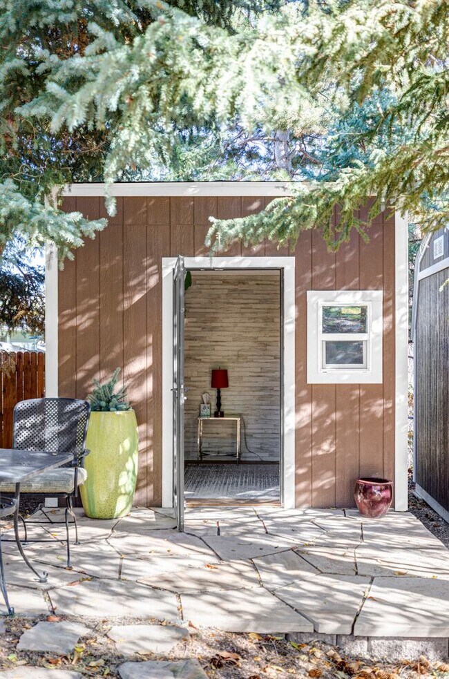 Building Photo - Modern 2 BDR Retreat: Serene Backyard