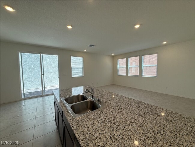 Building Photo - 9097 Vesey Ave