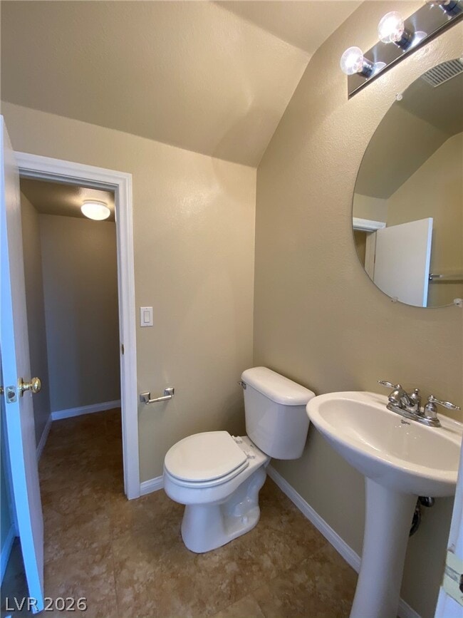 Building Photo - 389 Red Eucalyptus Dr