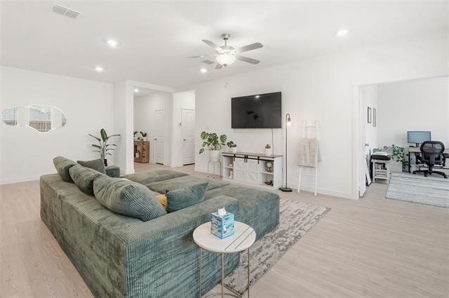 Building Photo - 7029 Black Ash Ln