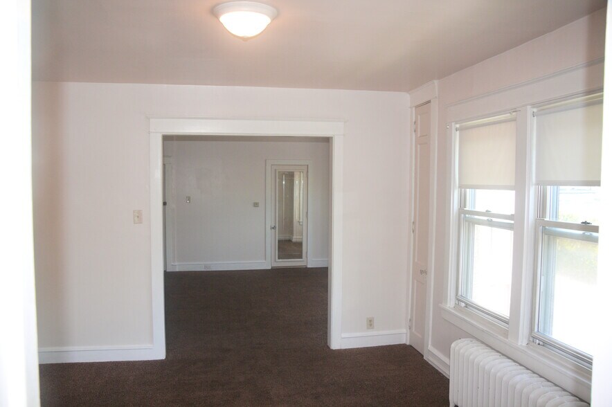 Dinning Room - 328 High Street