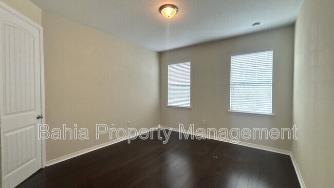 Building Photo - 13833 Bridgewater Crossings Blvd