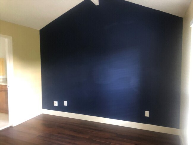 Building Photo - 9308 Westwood Village Dr