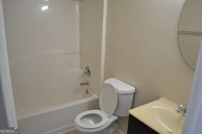 Building Photo - 6157 Red Top Loop